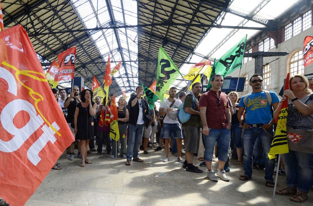 manifestation, grève, syndicats, Grève SNCF