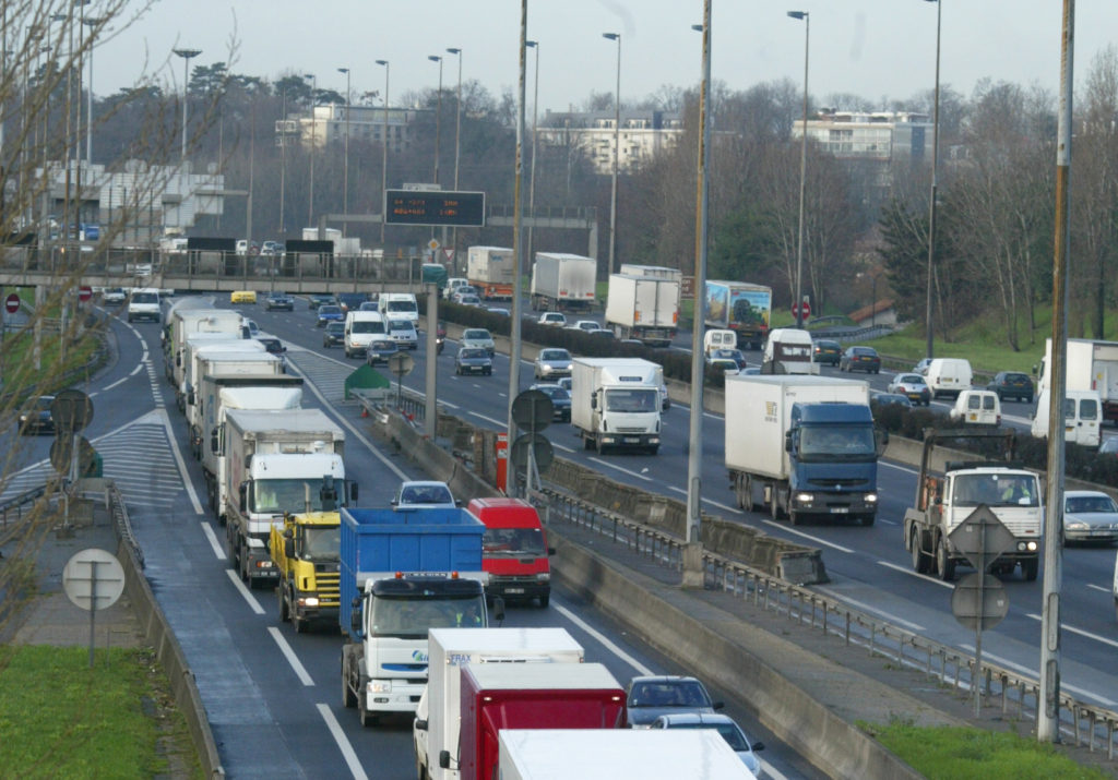 11/01/2004
Nogent sur Marne - Ile de France - France
Tronc commun de L A 86 et de L A 4
En regardant vers Paris depuis 400 m a l'Ouest du pont de Nogent