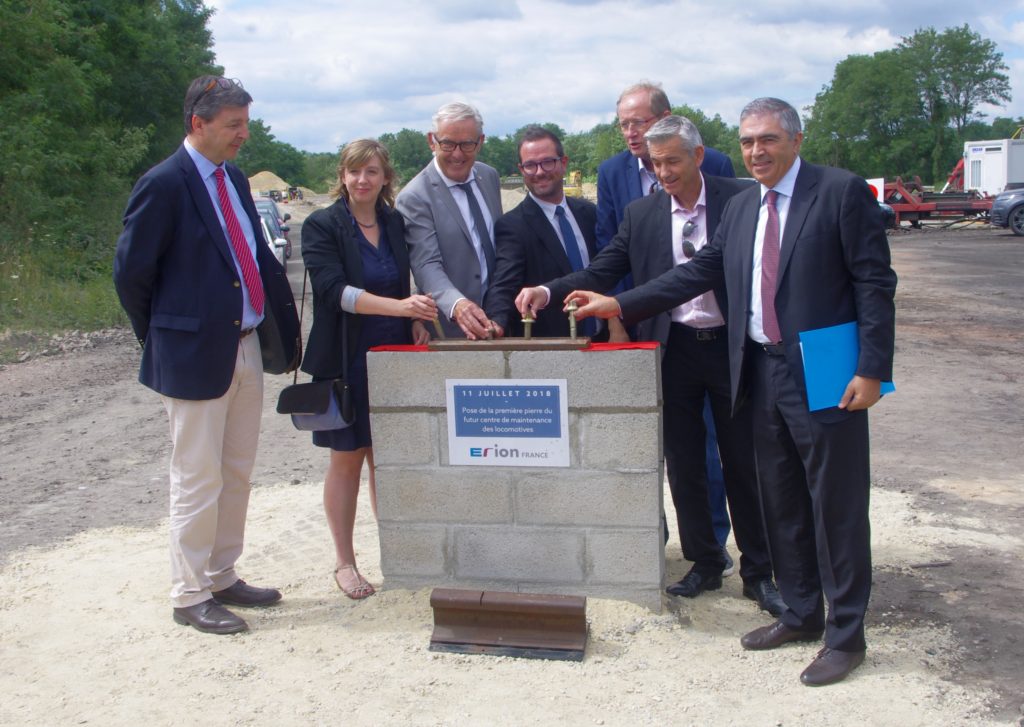"Première pierre" du centre de maintenance Erion de Montceau-les-Mines