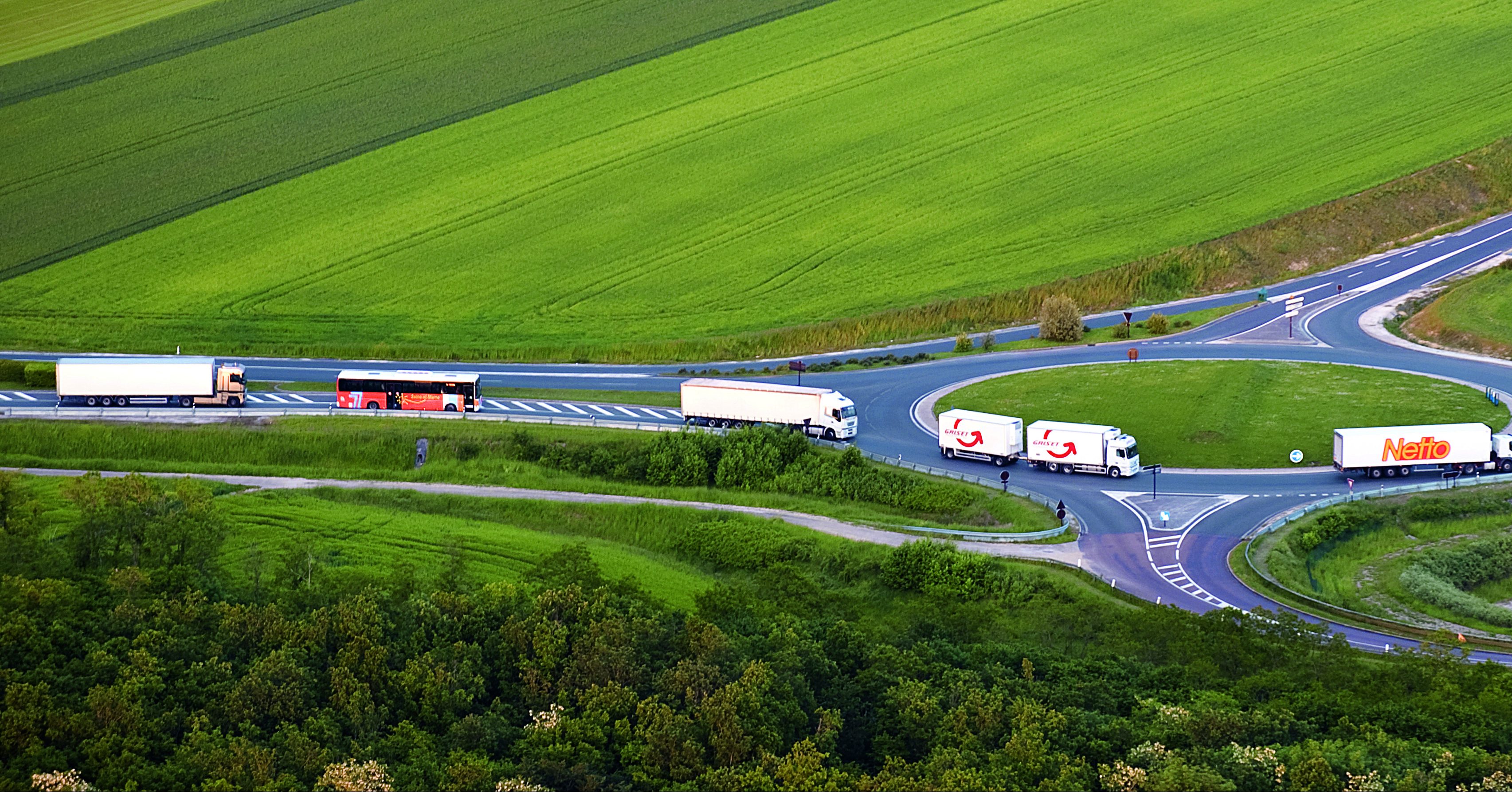 Malgré le report modal voulu par la Commission européenne, le transport routier de marchandises a continué sa progression au détriment des autres modes.
