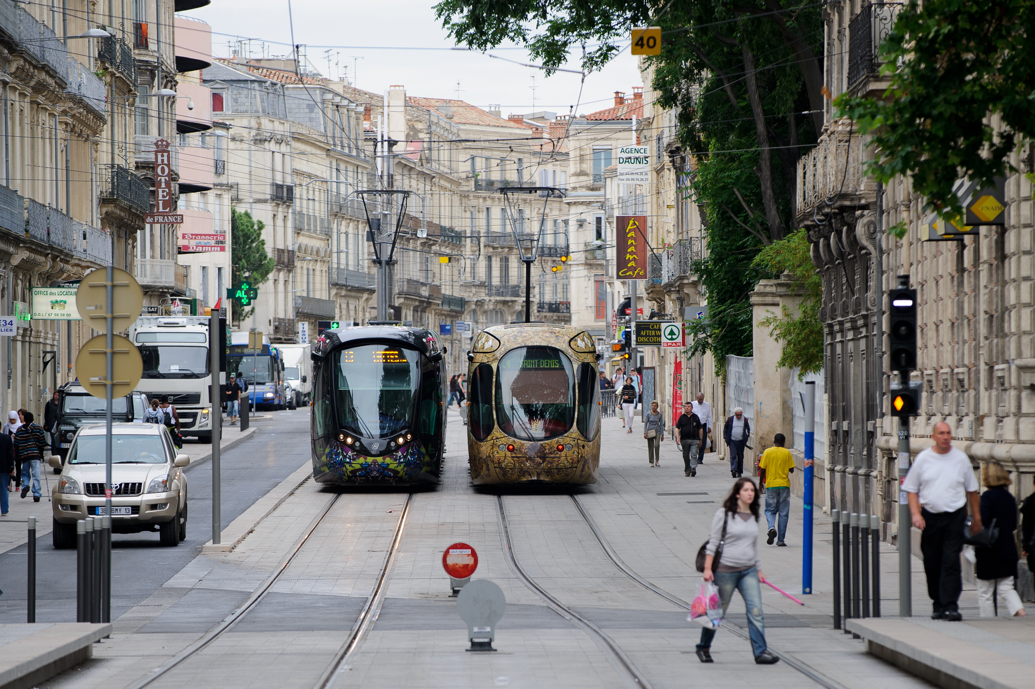 A Montpellier, apres la ligne 1 en 2000, puis la ligne 2 en 2006, les lignes 3 et 4 seront ont ete mises en service le 7 avril 2012.