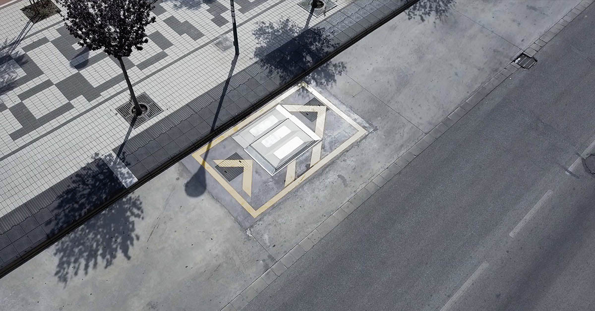 Plateforme de recharge par le sol de bus électrique mise au point par Alstom et testée jusqu'à la fin de l'automne sur le réseau de transport urbain de Malaga.