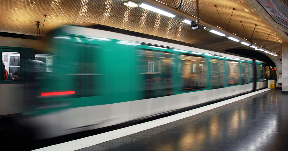 La ligne 2 du métro de la RATP est l'une des six ouvertes les nuits , un samedi par mois jusqu'au 14 mars.