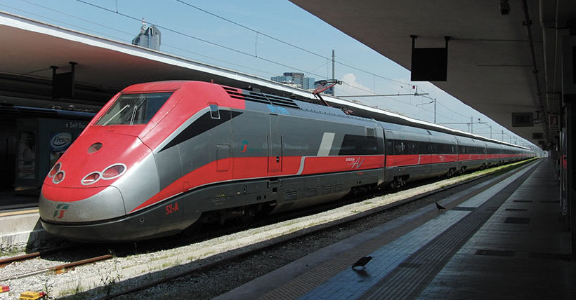 Une rame ETR500 d’un train « Flèche Rouge » que TrenItalia fait circuler à la vitesse de 300 km/h.