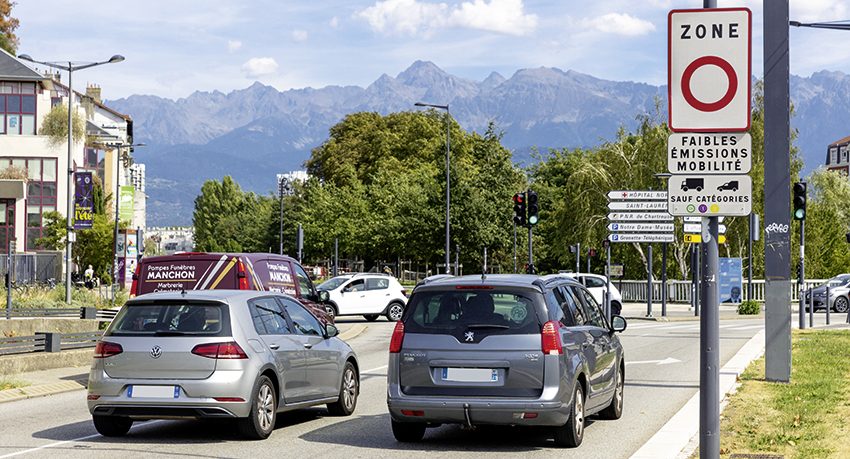 Une concertation 
était organisée à Grenoble fin 2022 
pour tenter d’apaiser 
les esprits et « faire évoluer le projet 
de ZFE ».