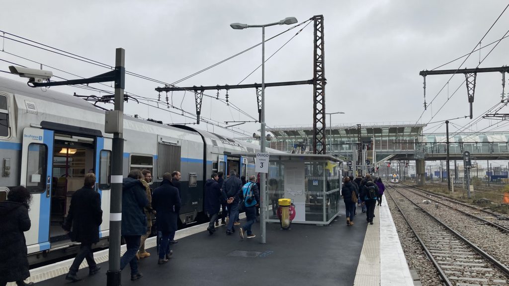 Terminus de la ligne V à Massy-Palaiseau.