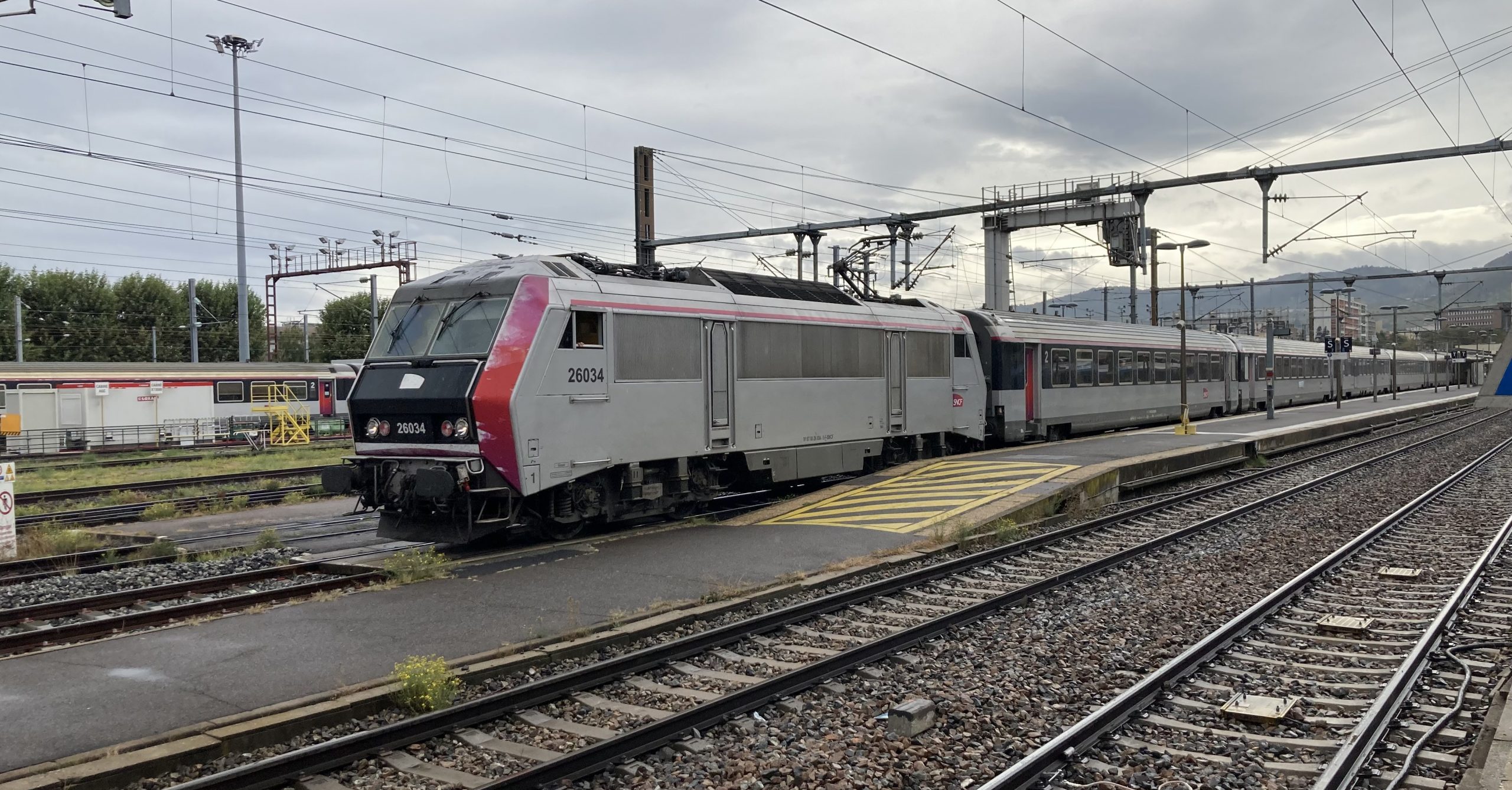 Train Intercités Clermont-Ferrand - Paris