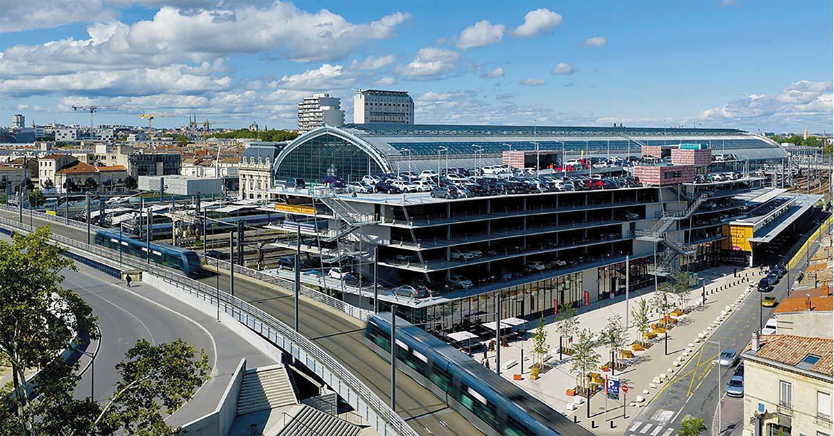 SNCF Réseau va accompagner les collectivités qui souhaitent un RER métropolitain. Ici la gare Saint-Jean (agrandie par Arep), au cœur du projet de Serm de Bordeaux.