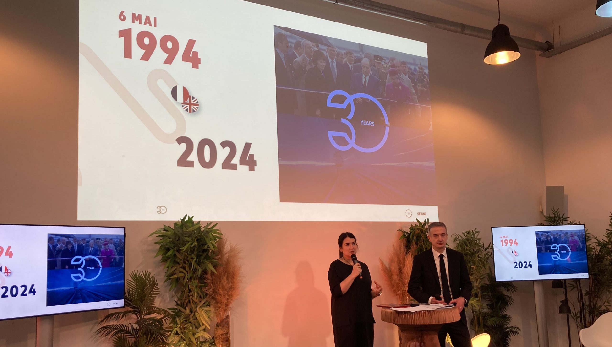 Géraldine Périchon et Yann Leriche présentent les résultats 2023 de Getlink.