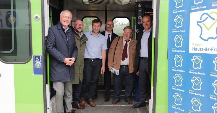 nauguration de la dernière rame Omneo dans les Hauts-de-France, en présence de Christophe Coulo, VP Transports des Hauts-de-France, Jérôme Bodel, directeur régional SNCF Voyageurs, Olivier Delecroix, vice-président commercial France d'Alstom.