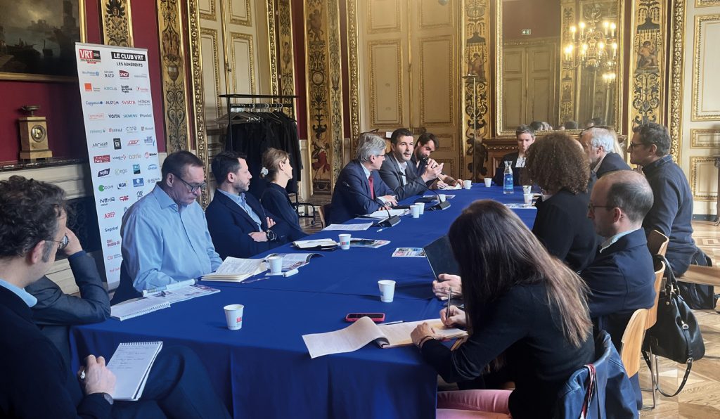Le Club VRT s’est tenu le 13 mai à la mairie du 7e arrondissement à Paris. Trenitalia France Marco Caposciutti.