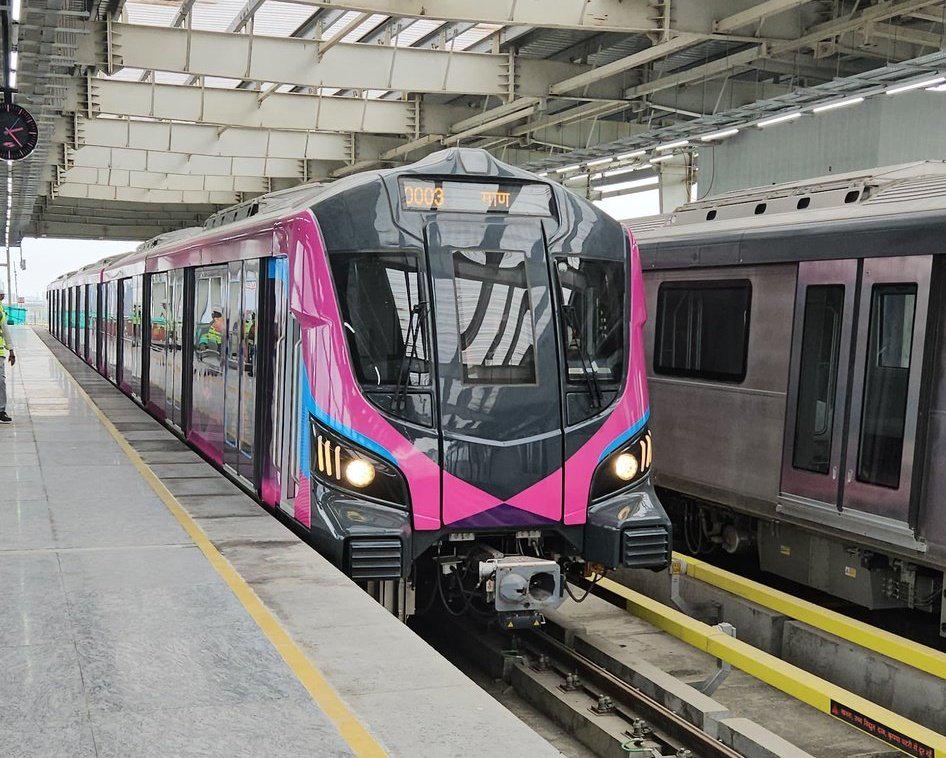 Métro à Pune, en Inde.
