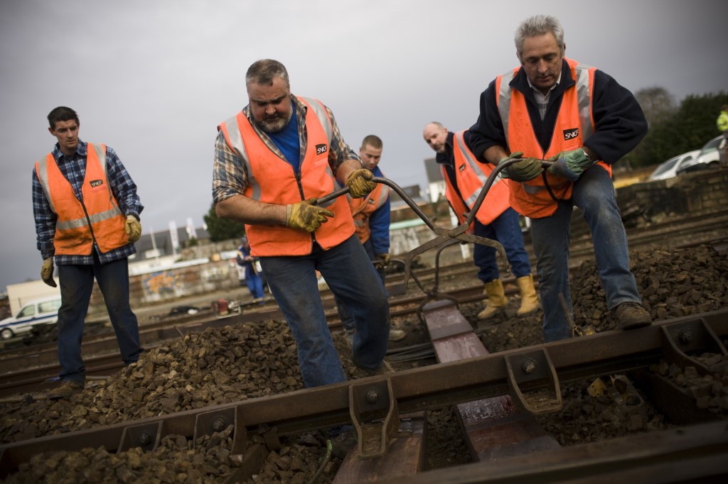 Rénovation du réseau : RFF externalise ses achats