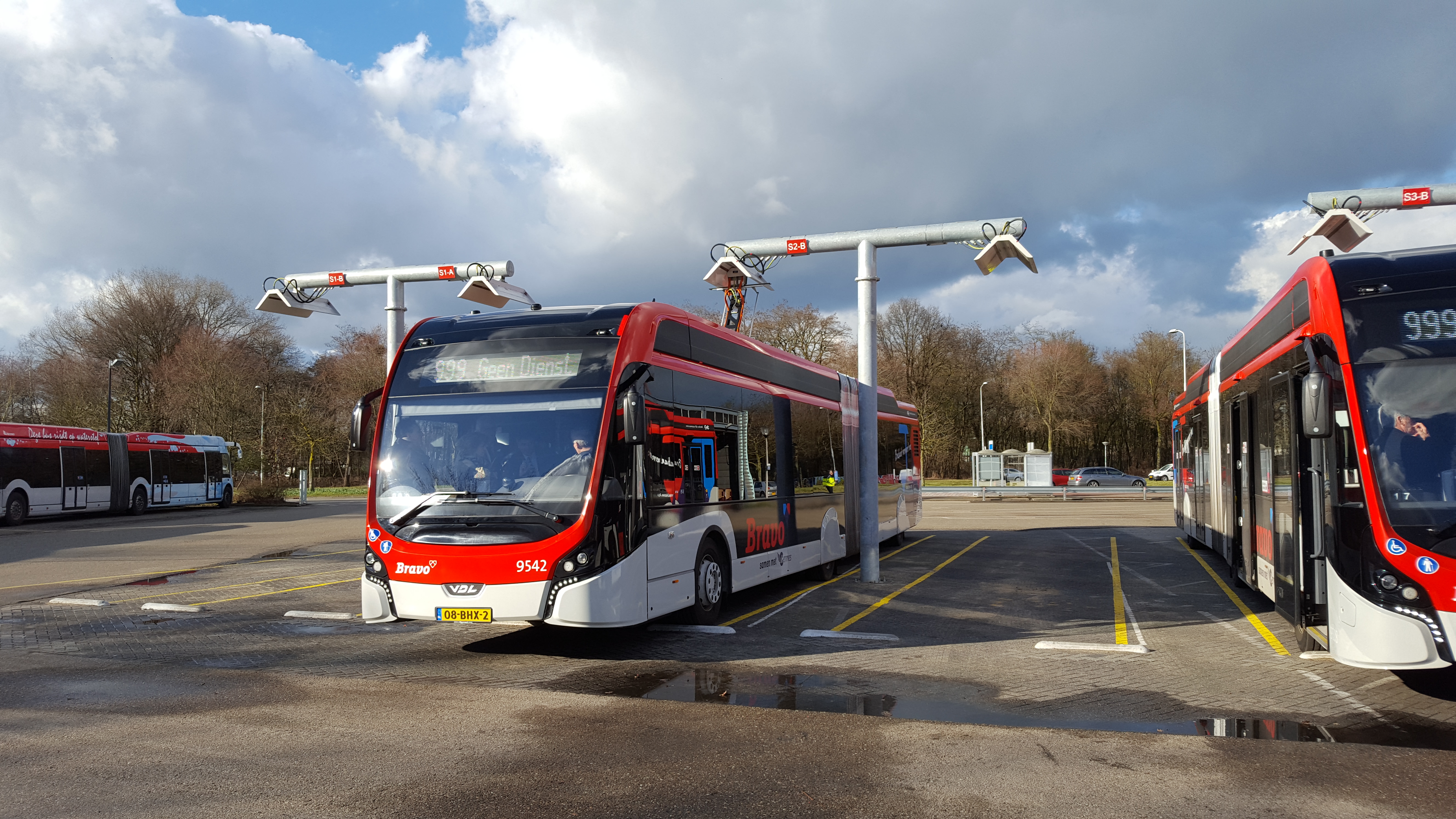 Transdev veut devenir le premier exploitant européen de bus électrique