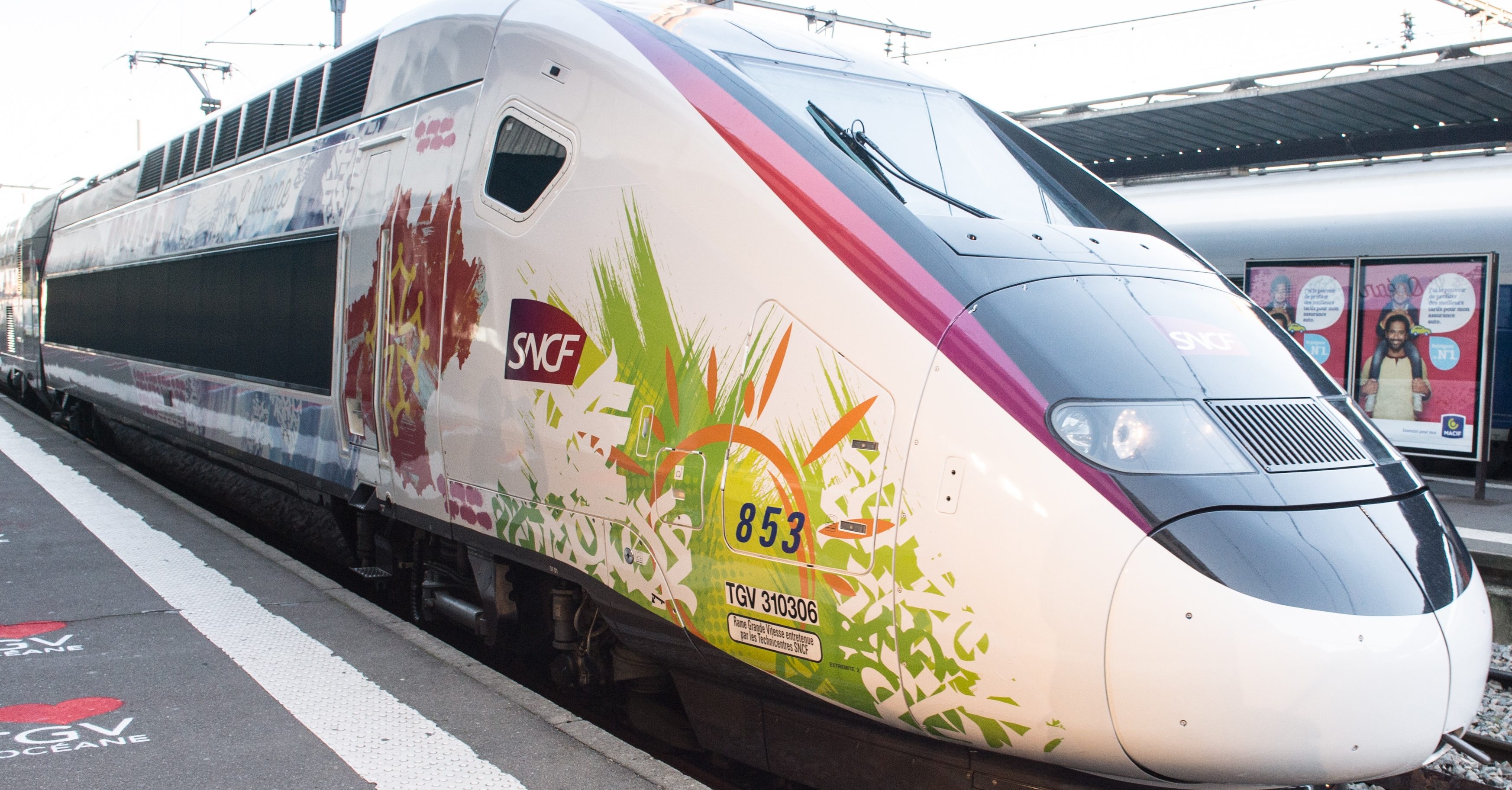 Du caviar dans le TGV ? SNCF bashing à grande vitesse