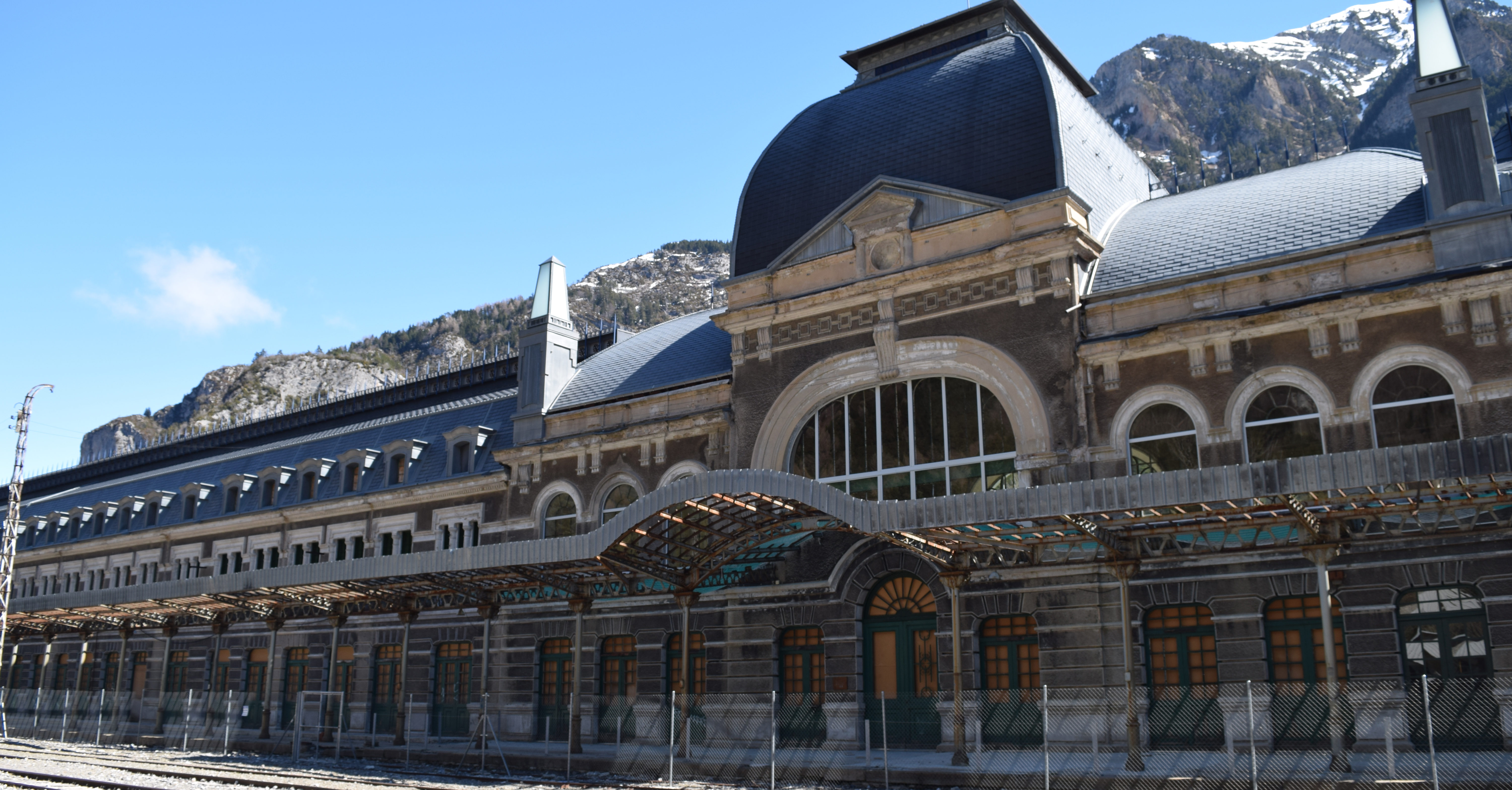 Canfranc Gare