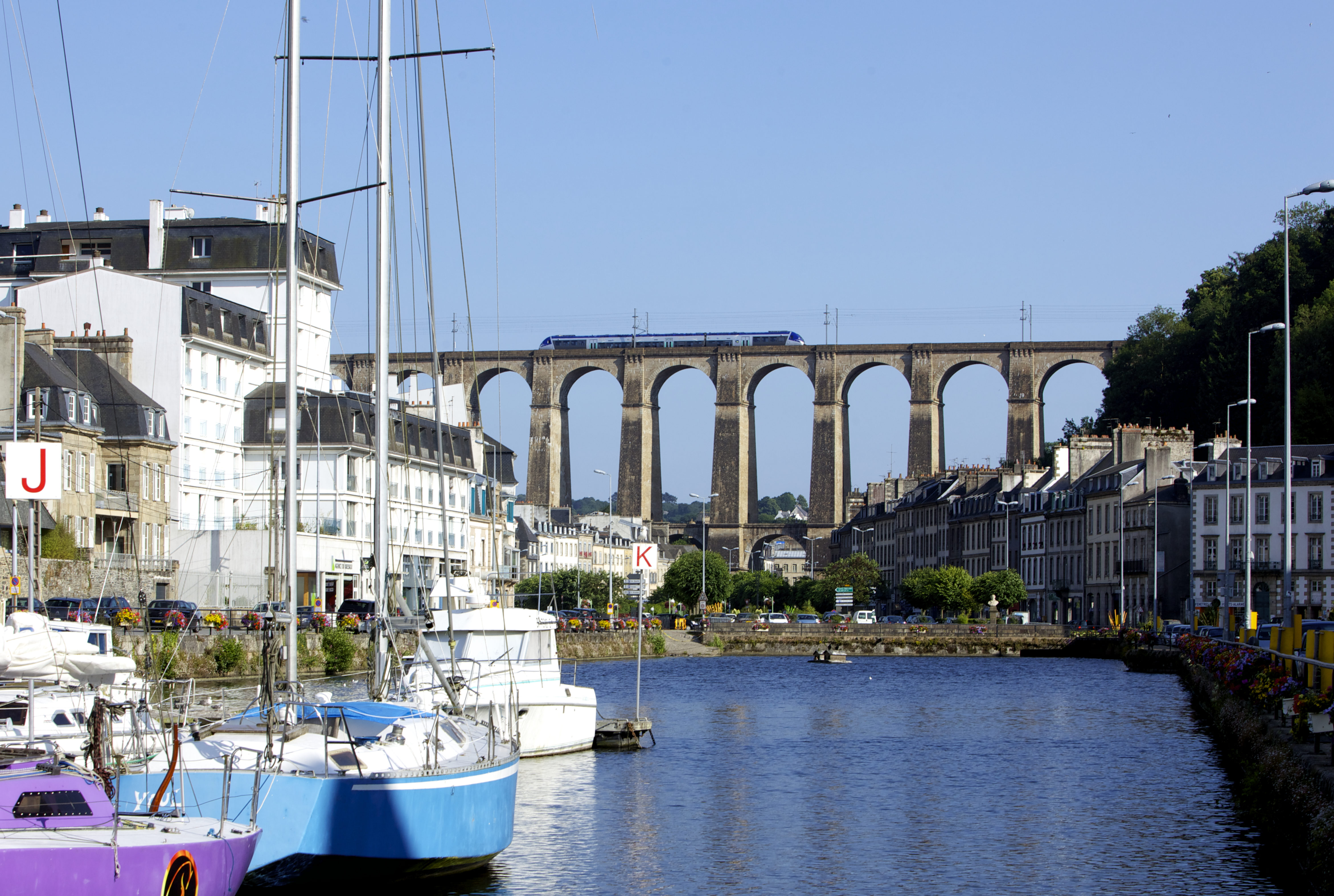 Ligne touristiqueLe Viaduc de Morlaix, pos 48°35.03N/03°50.06W