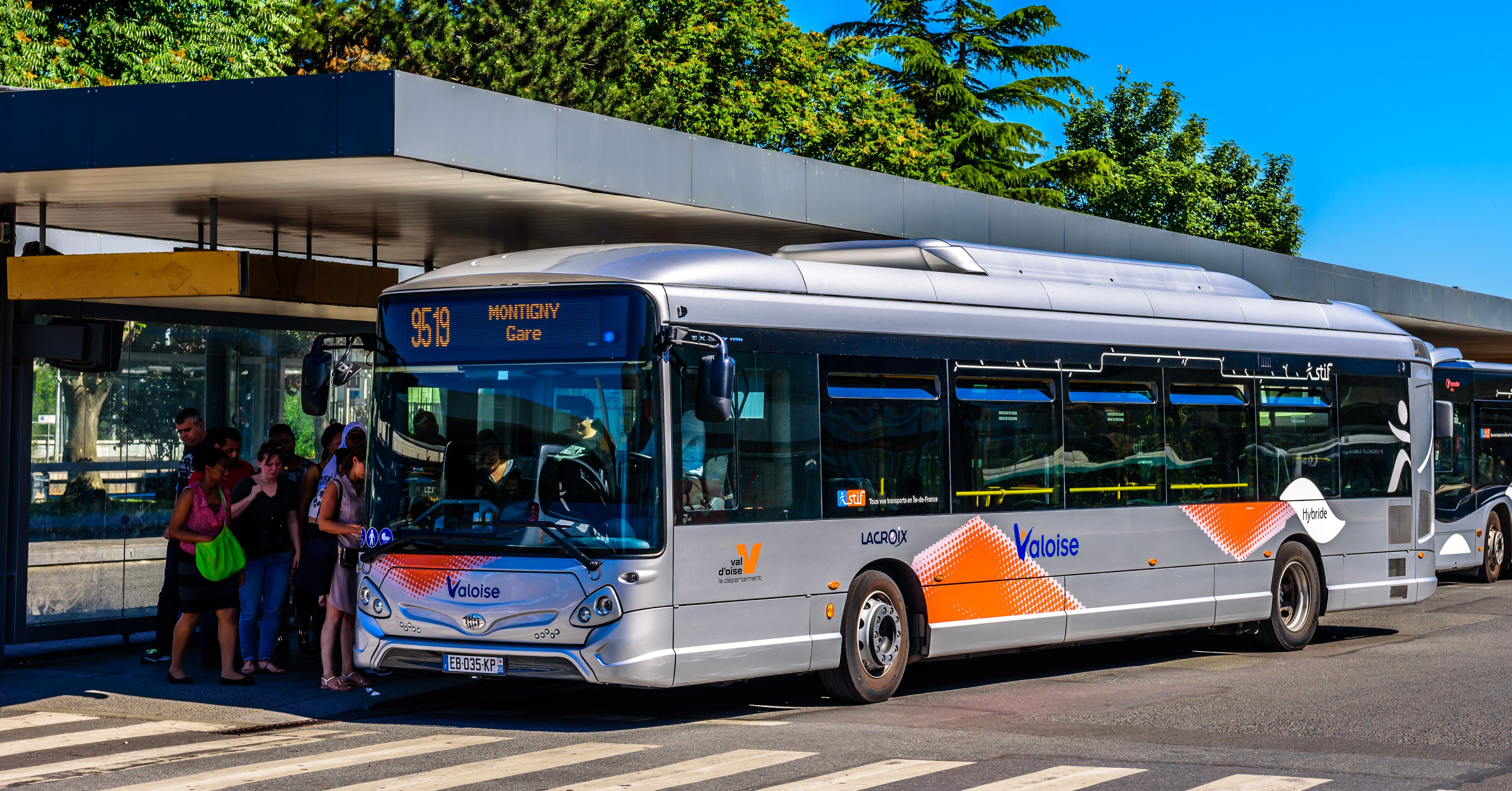 Lacroix & Savac gagne son premier contrat de bus en grande couronne