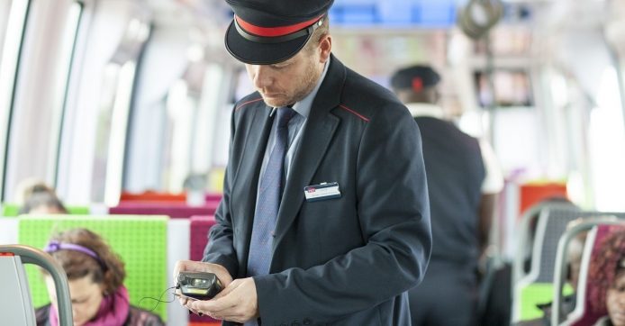 agent SNCF contrôleur cheminot