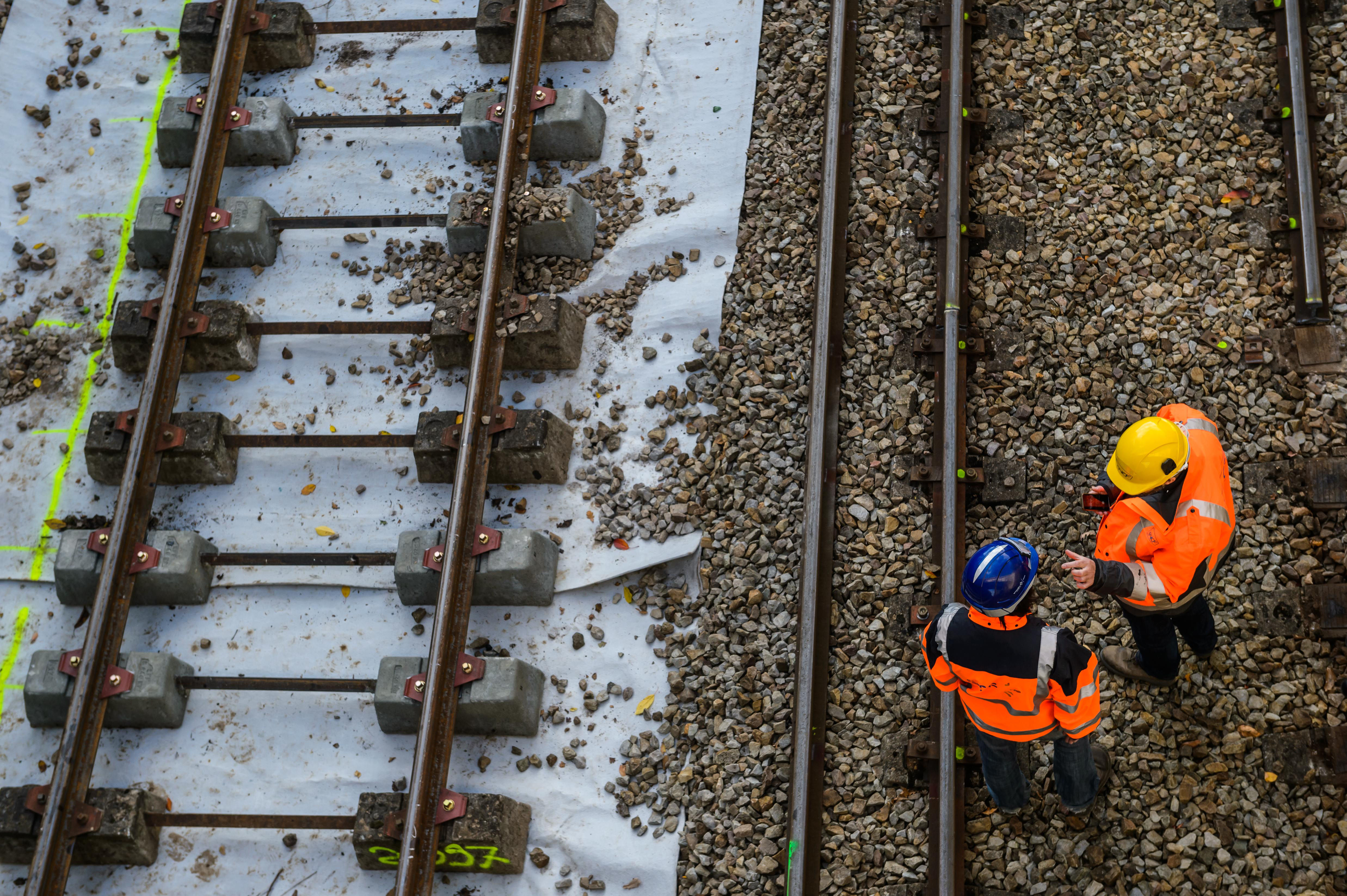 Visite de chantier de renovation de la ligne GRANVILLE PARIS le 14 Octobre 2015. Travaux au niveau du Mesnil St Martin d'Ecublei.