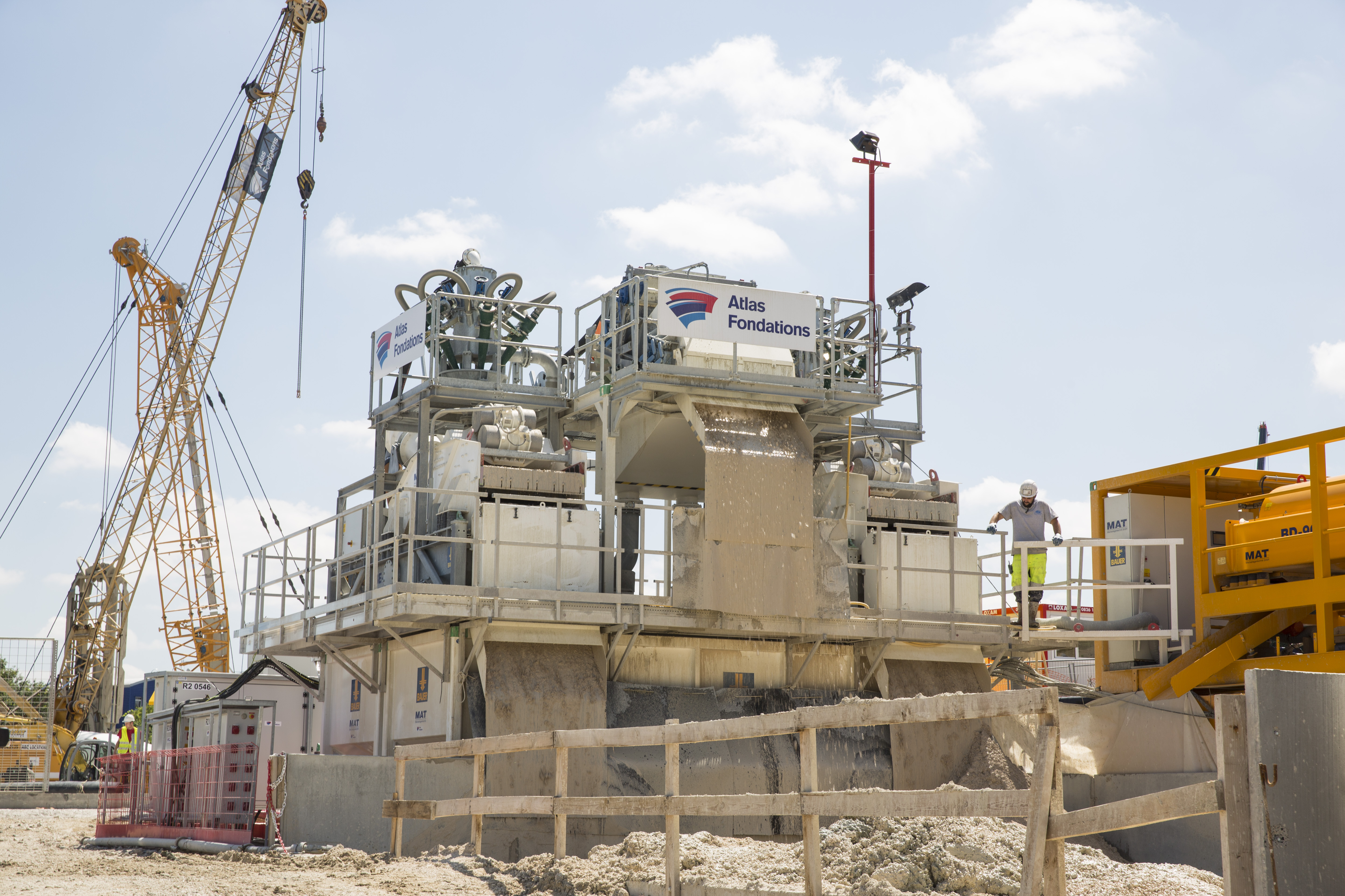 Chantier de construction du puits Champigny Plateau