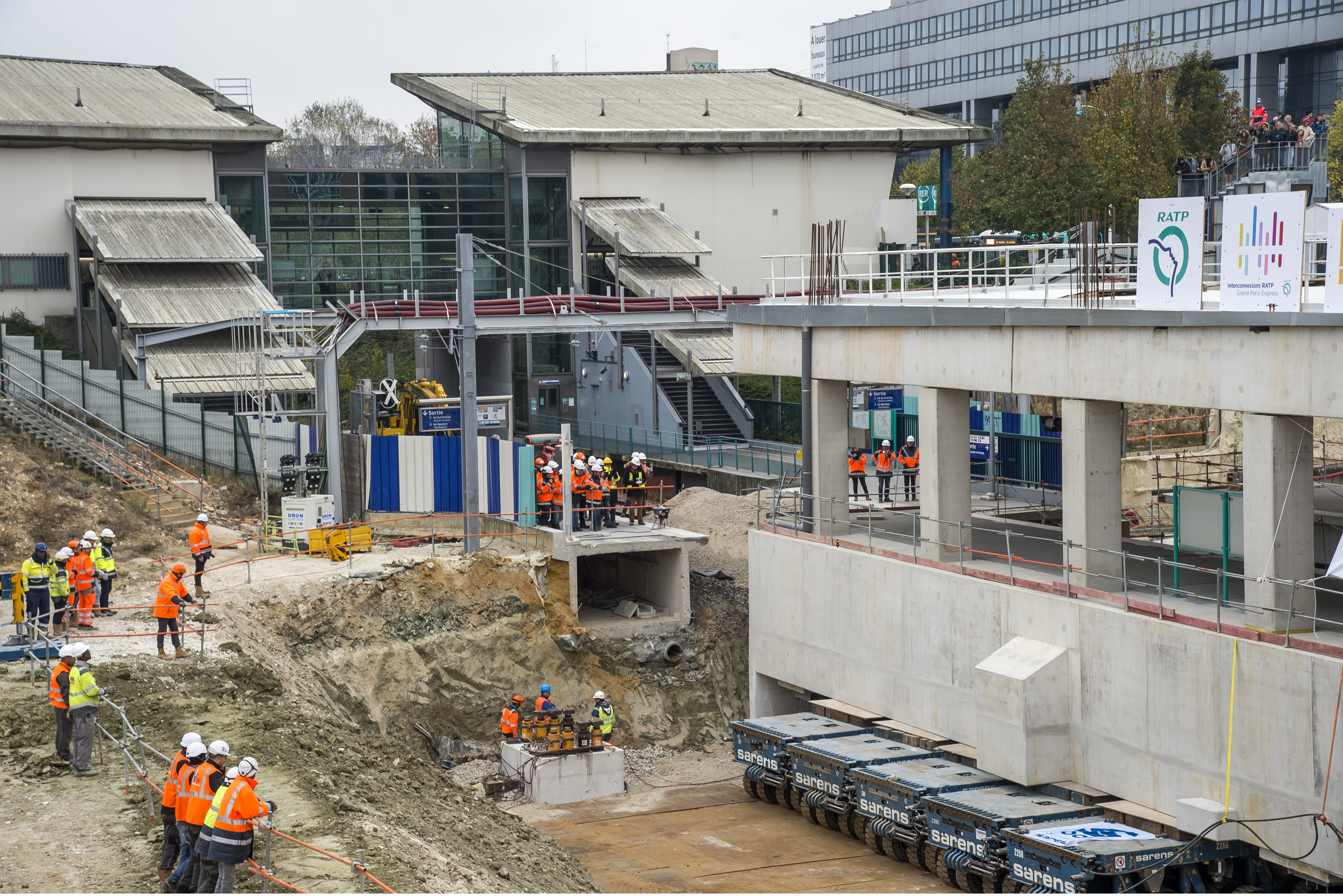 RIPAGE DE L'OUVRAGE D'INTERCONNEXION DE LA FUTURE LIGNE 15 AVEC LA LIGNE A DU RER