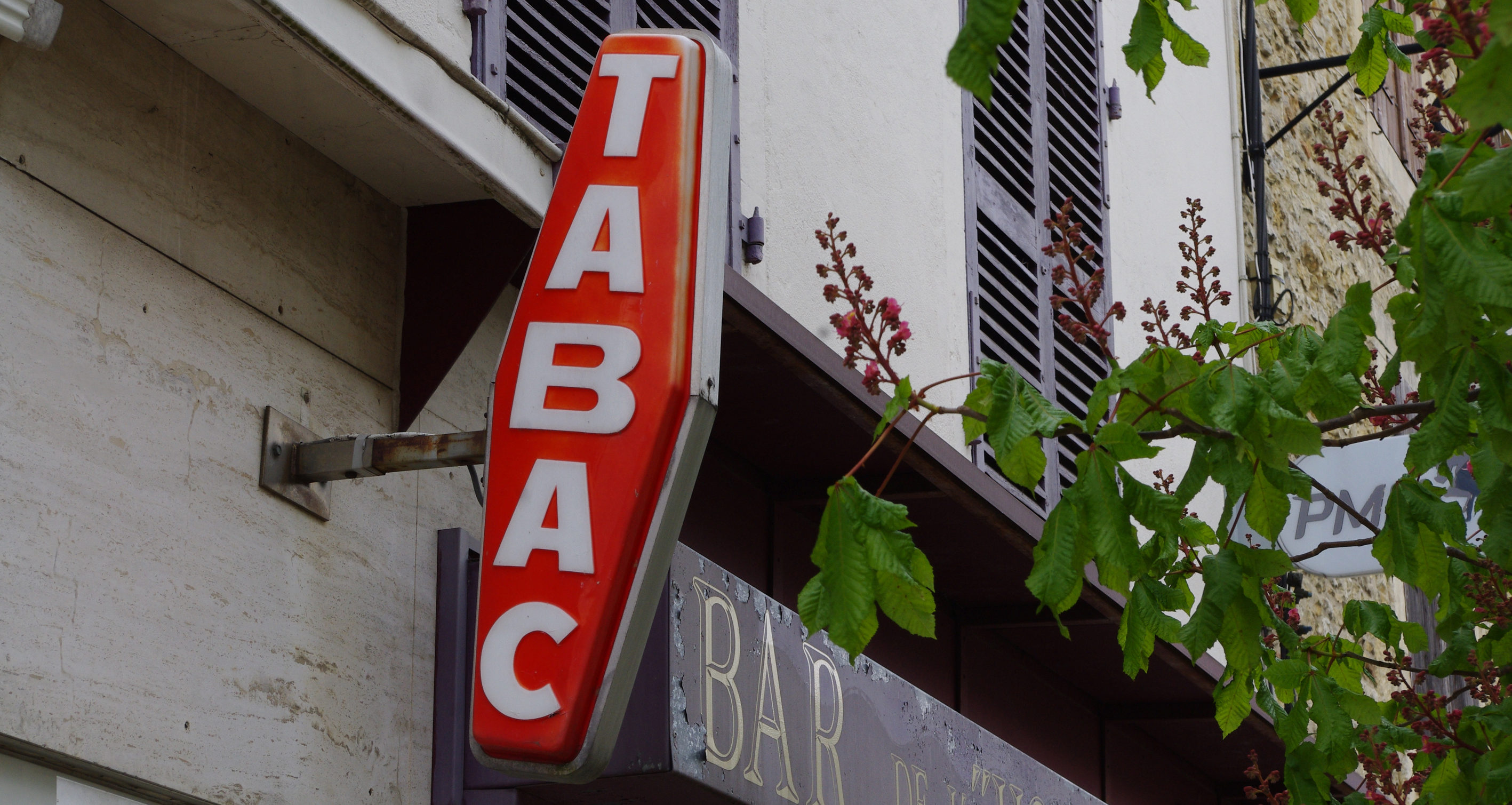 Les billets de train seront vendus (aussi) par des buralistes