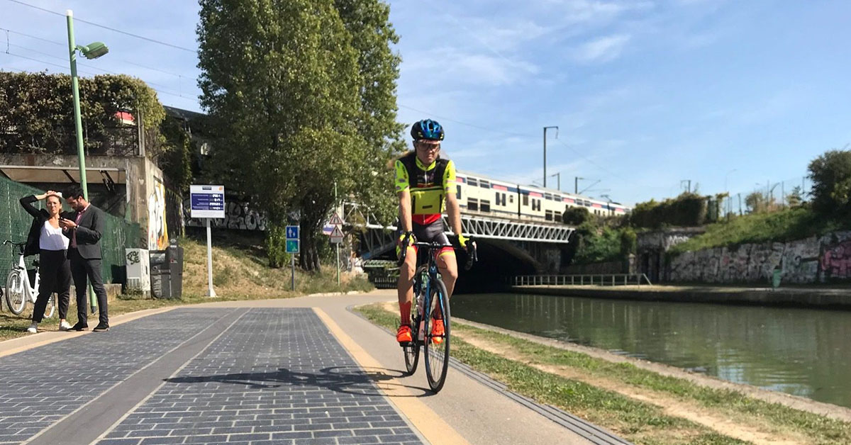 Une piste cyclable solaire pour éclairer un pont du TGV Est et du RER