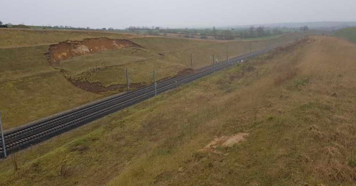 Après le déraillement du TGV Strasbourg-Paris, des questions sur les glissements de terrain qui affectent les liaisons ferroviaires