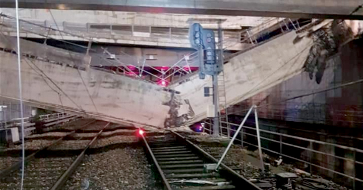 L&rsquo;enlèvement de la poutre tombée sur les voies du RER C s&rsquo;avère complexe
