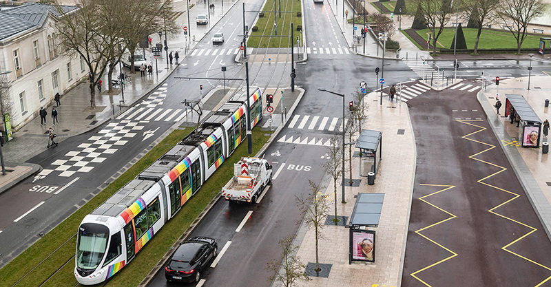 Nouveau tronçon du tram d'Angers