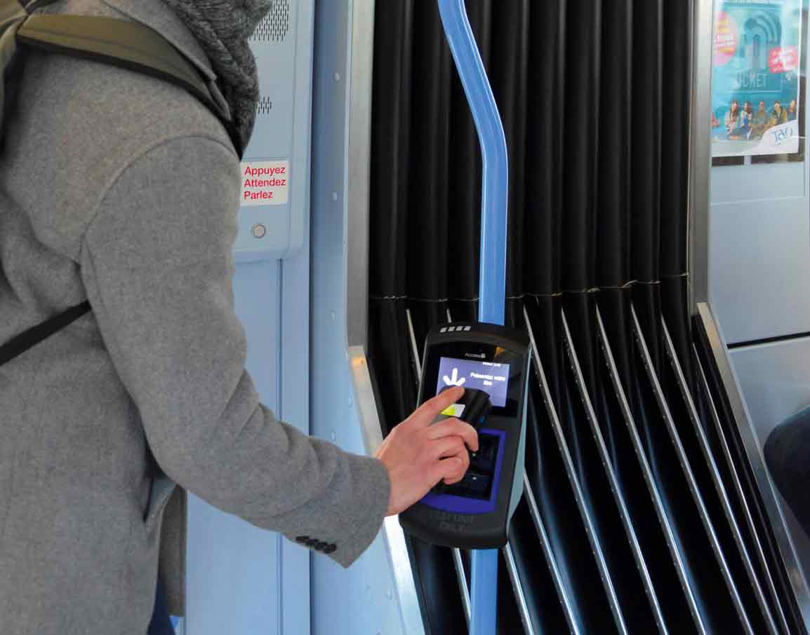 maas billettique validation Orléans Bus 