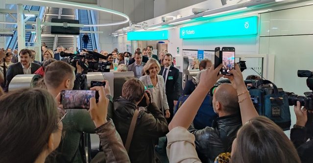 Valérie Pécresse lors de l'inauguration le 31 mai du prolongement de la ligne 12 du métro parisien