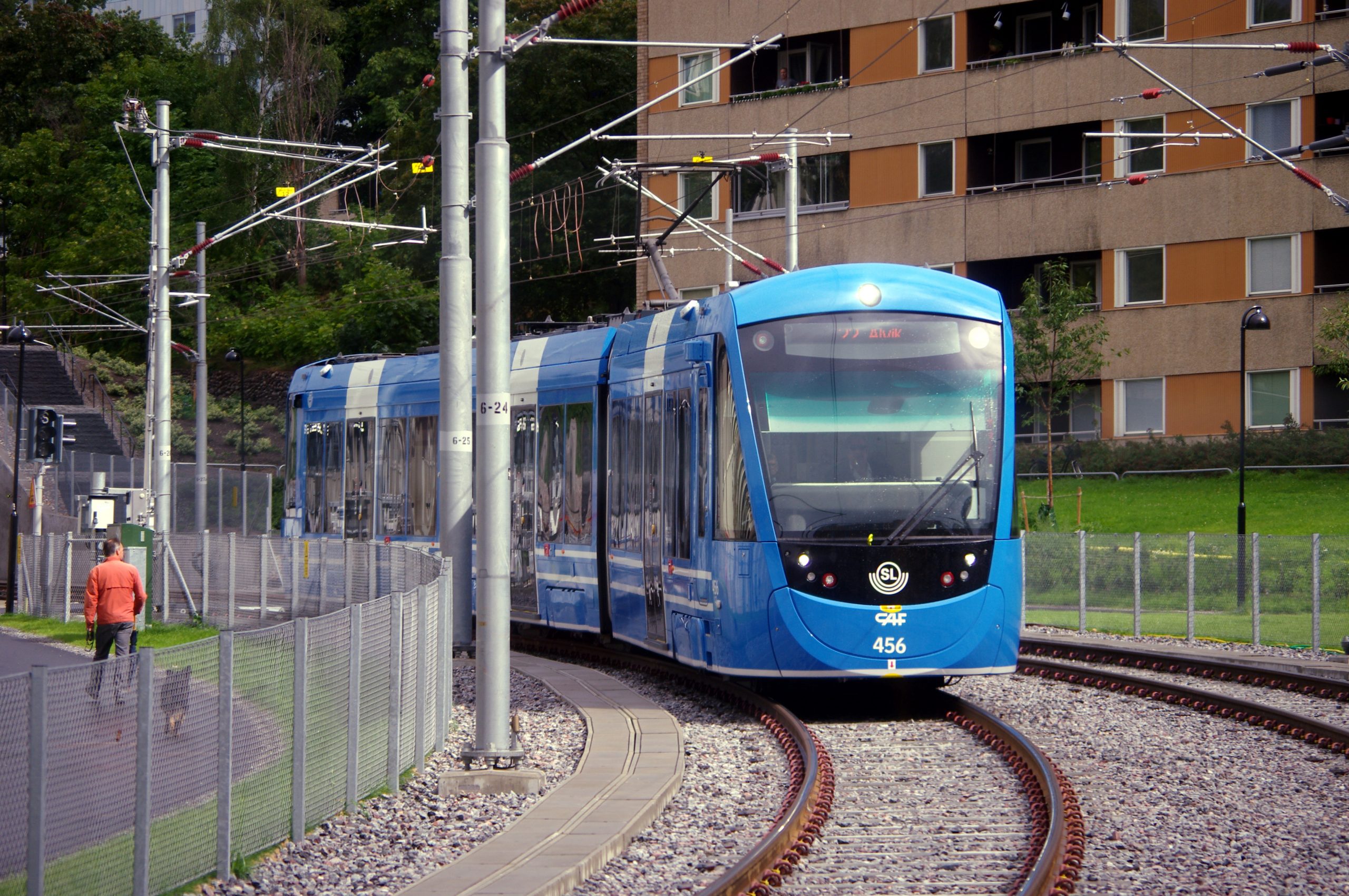 20 aout 2014
Solna (proche banlieue de Stockholm) / Suède
Tvärbanan - Tram "transversal" autour de Stockholm
branche de Solna
Matériel roulant CAF A35
