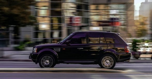 SUV : pourquoi les constructeurs automobiles roulent à contresens