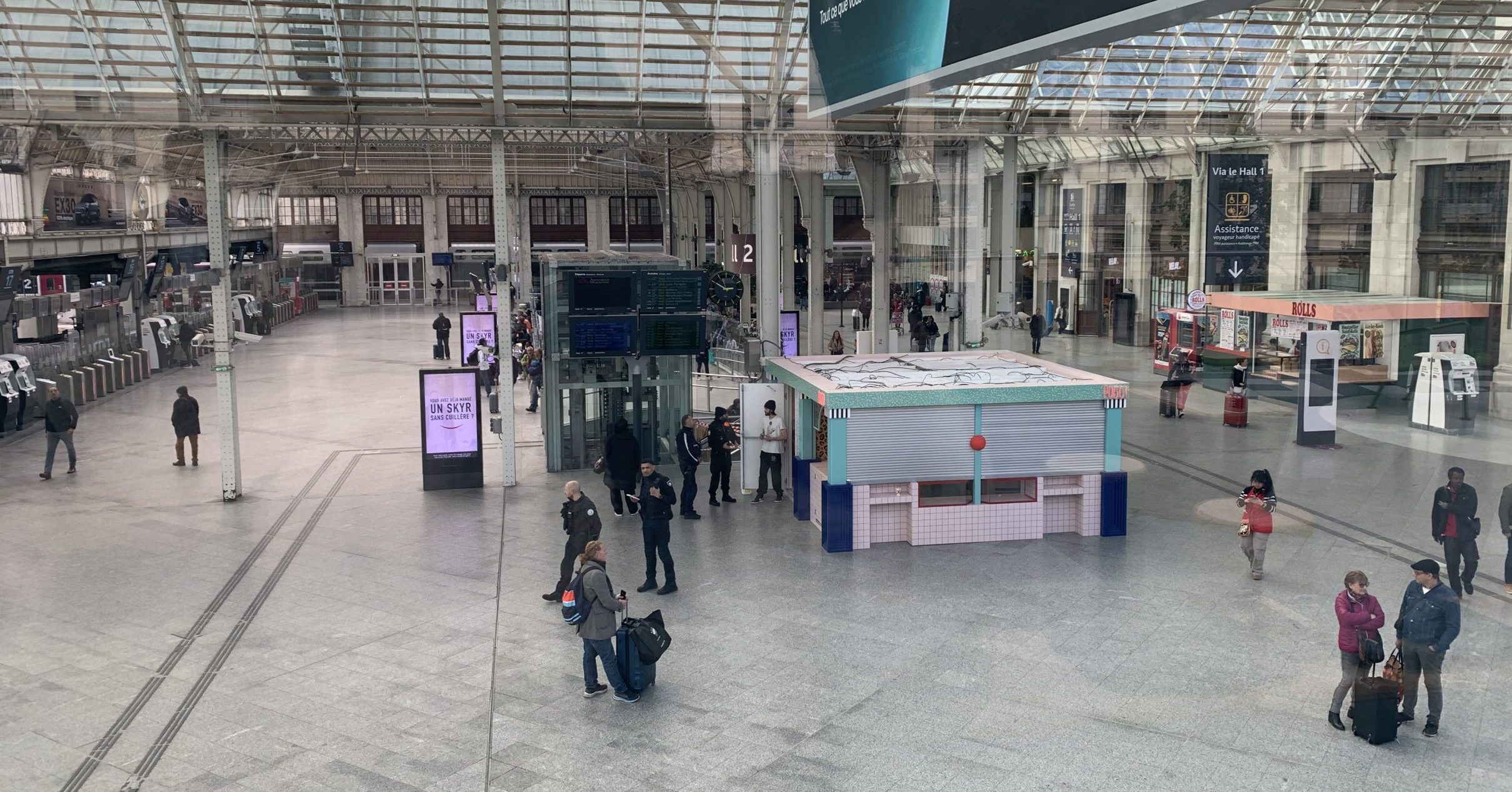 Inauguration des aménagements pour rendre la gare de Lyon accessible