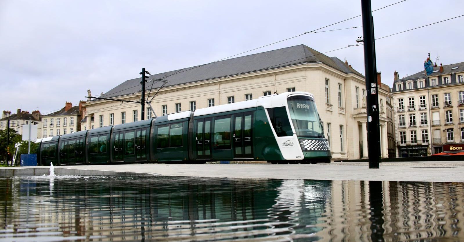 Le nouveau tramway de Nantes a été inauguré
