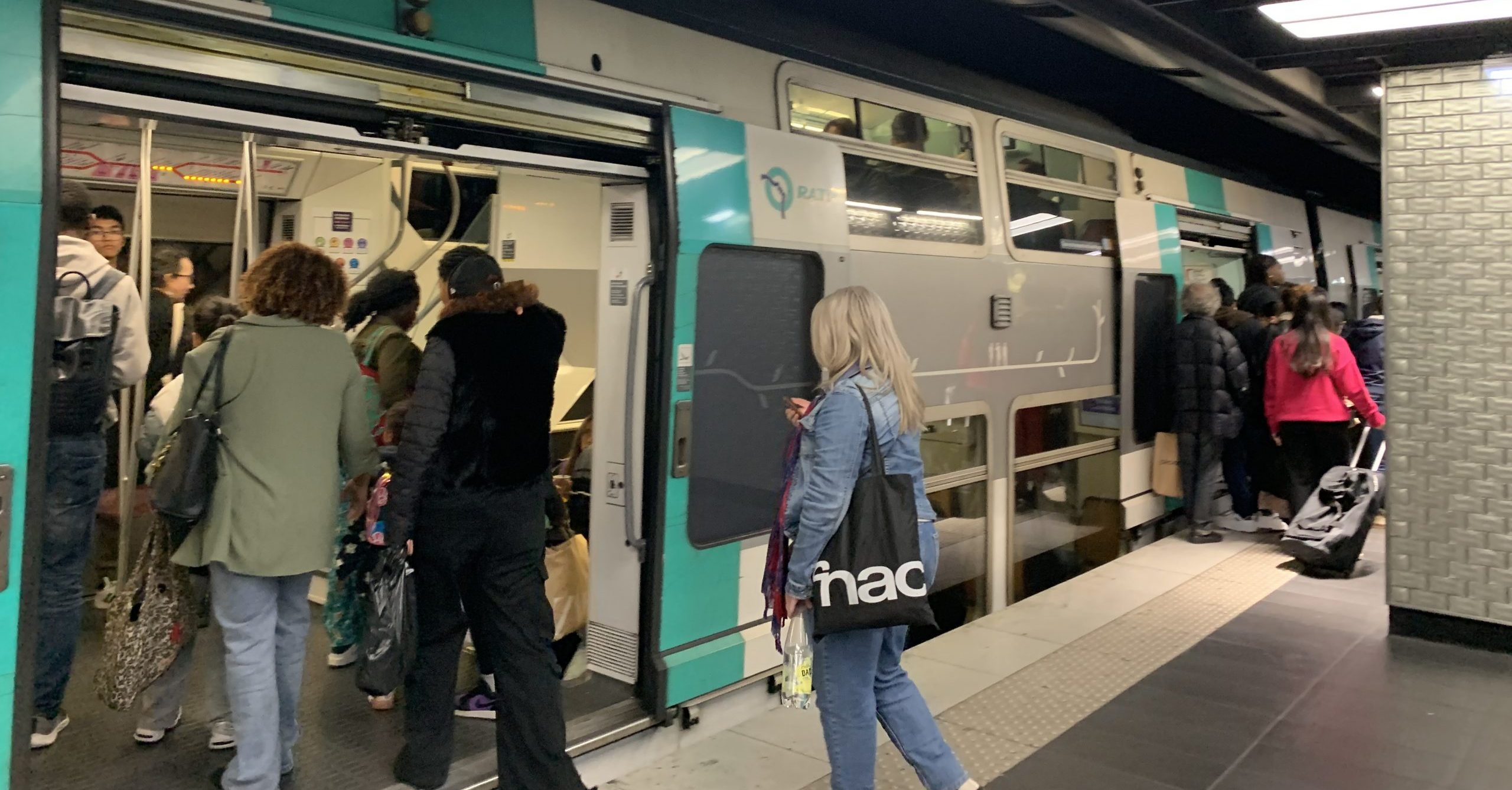 La ponctualité a globalement progressé sur les réseaux ferrés franciliens