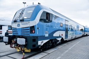 Pour Siemens et Škoda, qui présentent la déclinaison tchèque de leur nouvelle la plateforme Vectrain, le train classique en rame tractée réversible a de l’avenir en Europe.
Photos © Patrick Laval