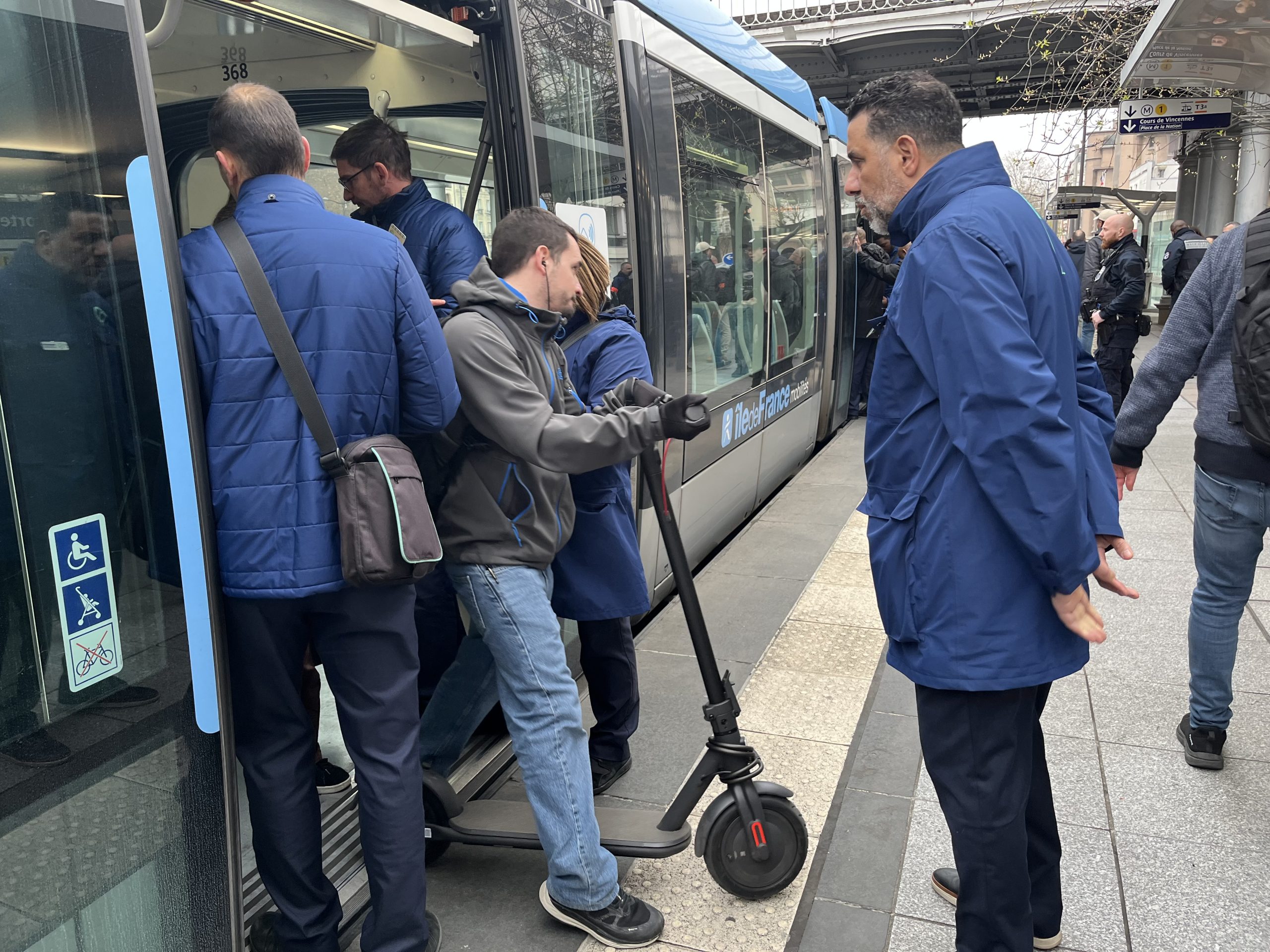 Premières réactions au projet de loi-cadre de Tabarot