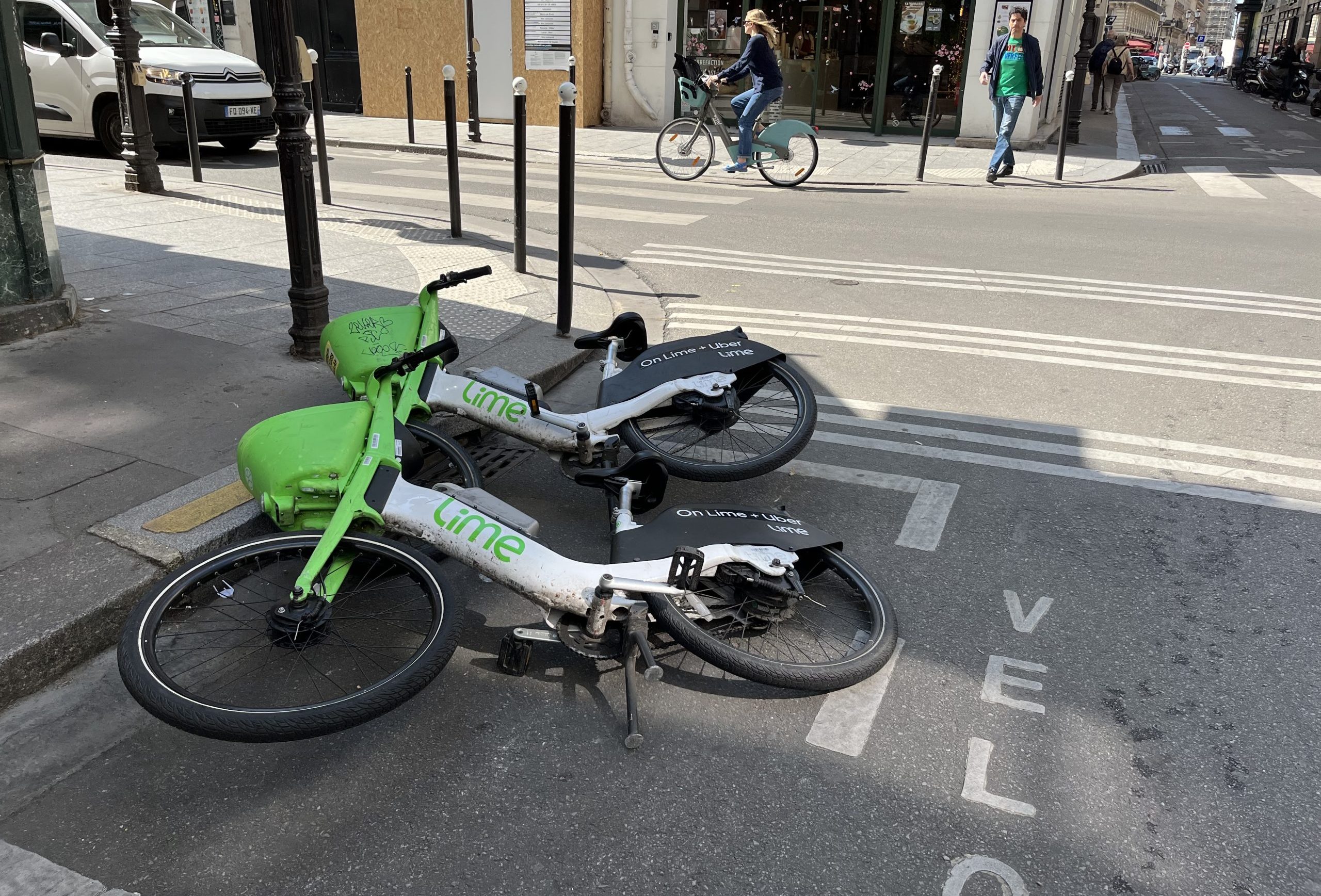 Lime, Dott et Voi pressentis pour les vélos parisiens en free floating