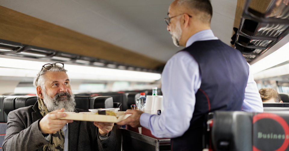 La business de TGV INOUI monte en gamme