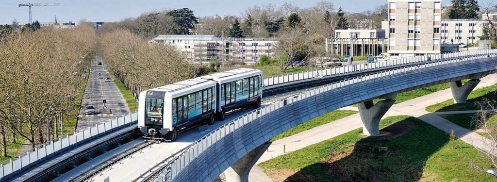 Métro automatique sur la ligne B à Rennes.