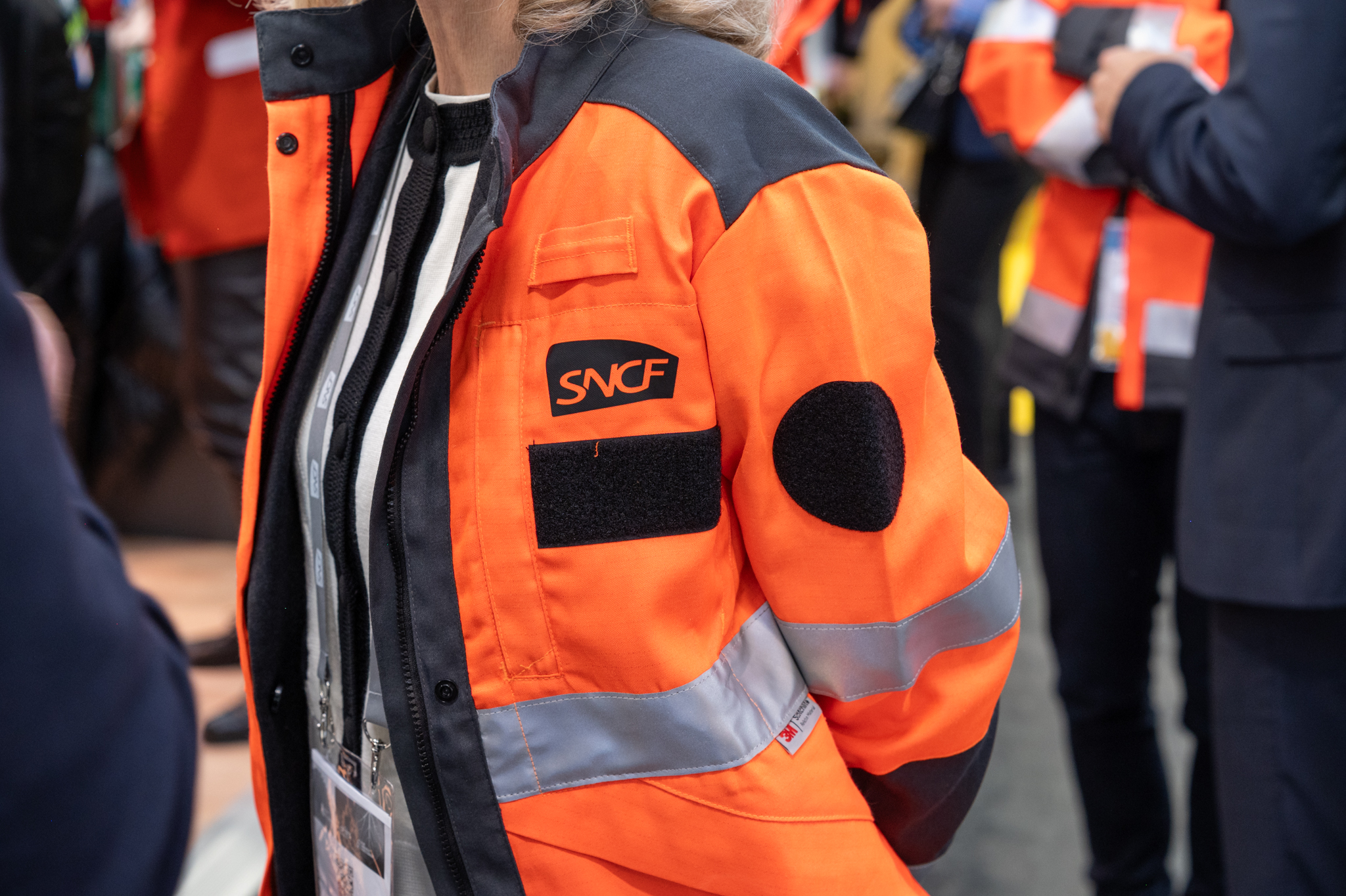 Des vêtements de travail en lin français pour les agents SNCF
