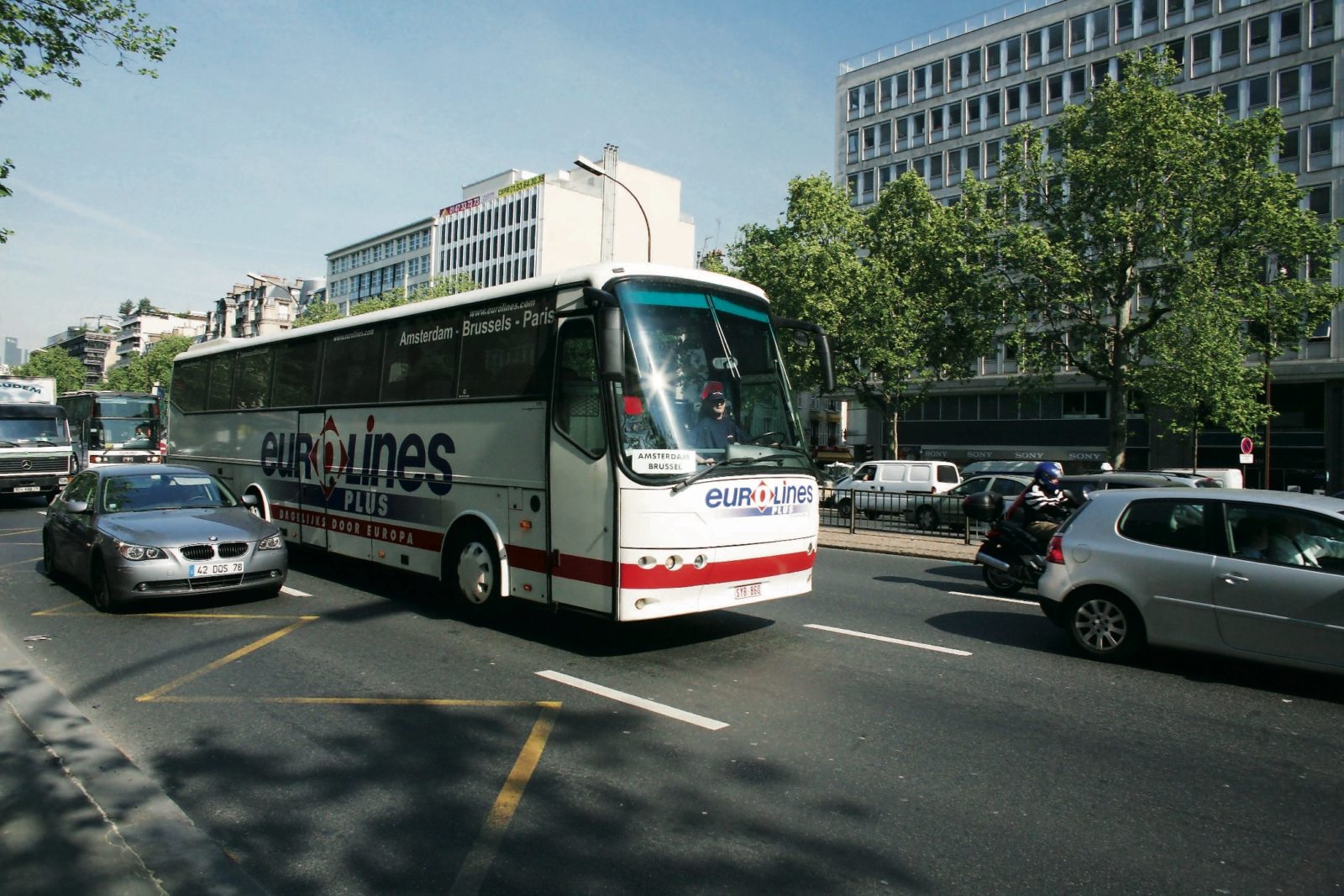 Eurolines débute timidement dans les liaisons interrégionales