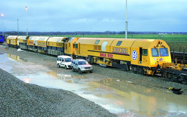 Un BOA qui avale 800 m de rails à la fois